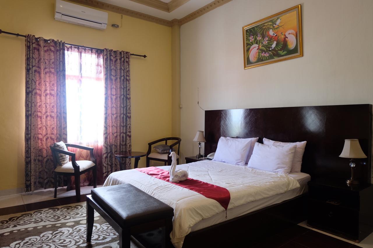 Syafira Hotel Langgur 외부 사진